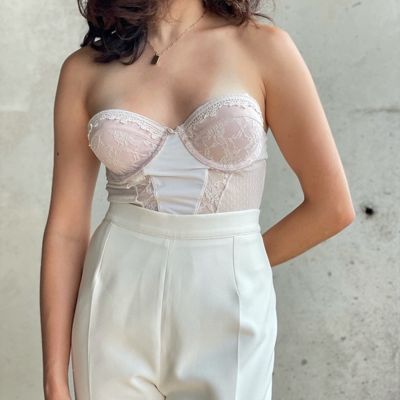 Vintage body, light pink with details. - Picture 7 of 10